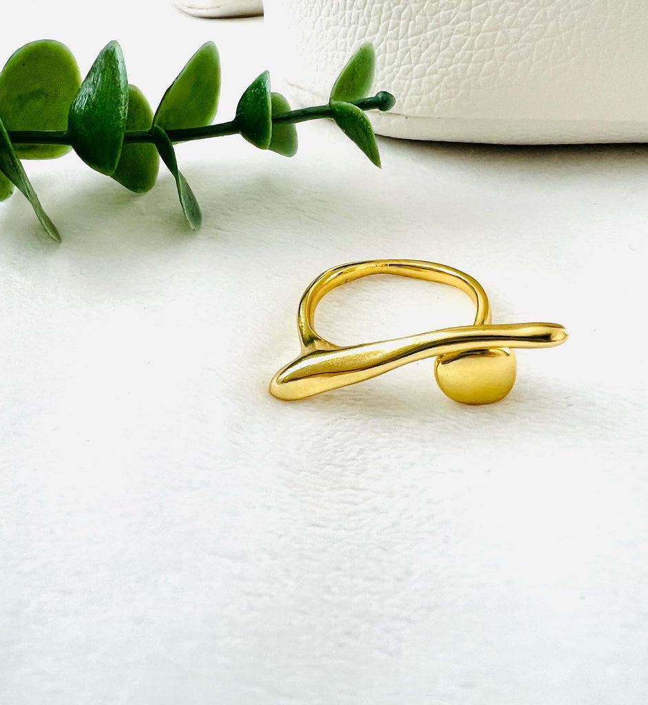 Clove Gold Ring