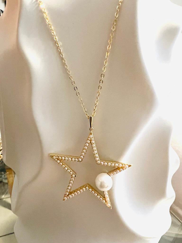 Pearl & Star Long  Necklace