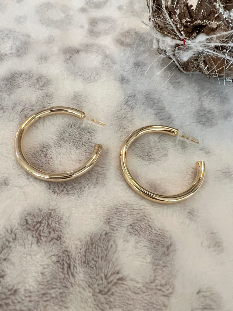 Gold Medium  Round Earring