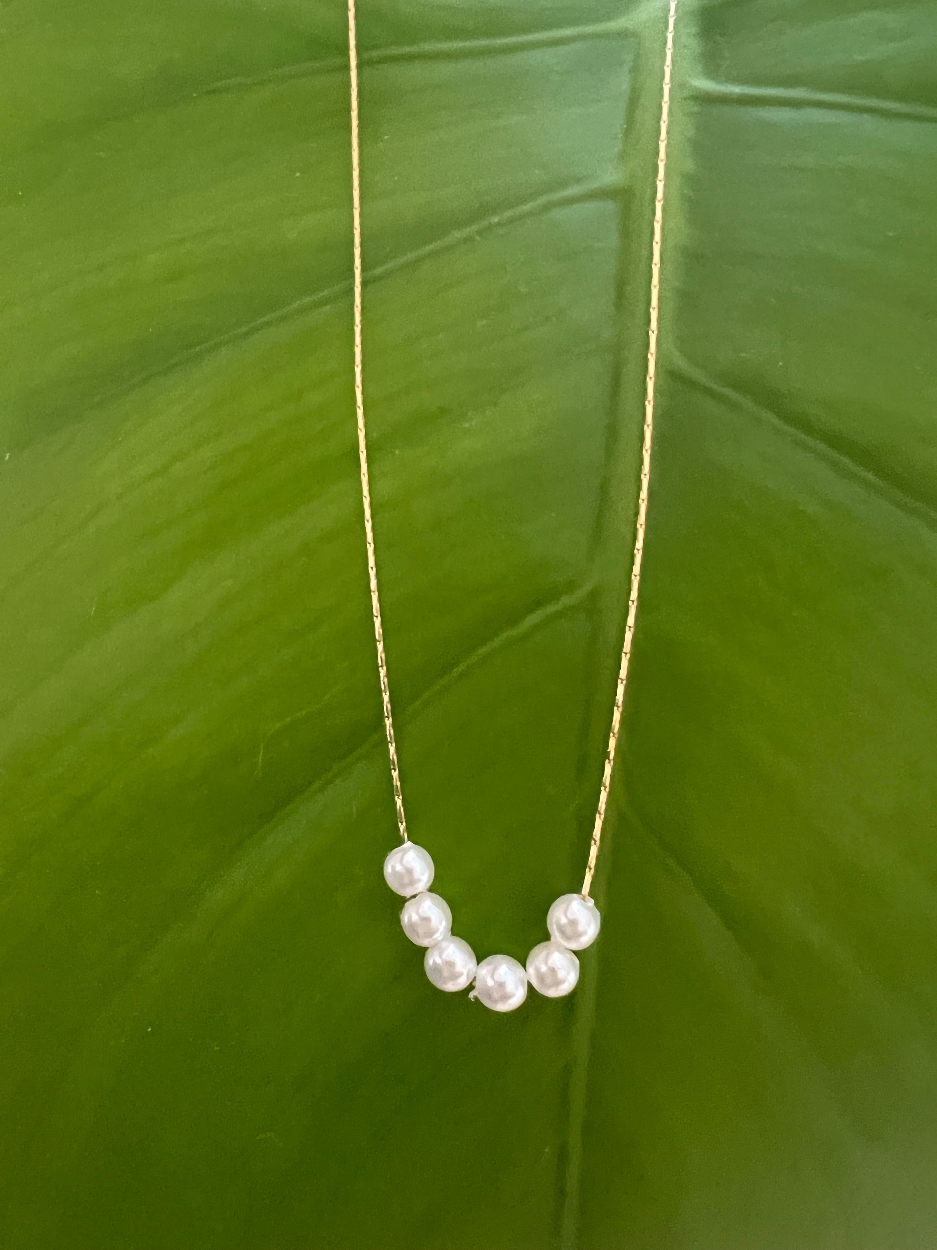 Mini Pearls ST necklace